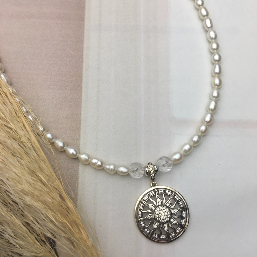 Handmade necklace pearl
